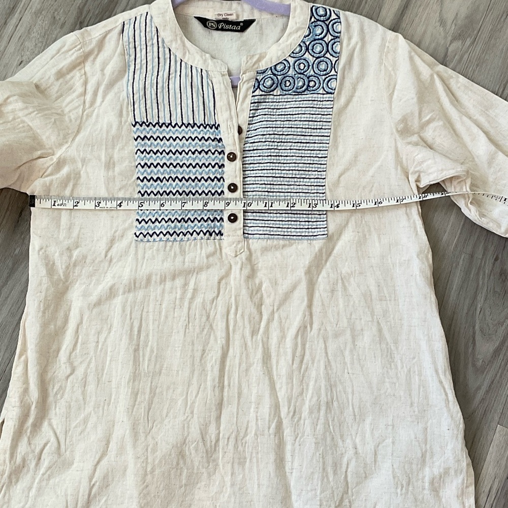 Cream and Blue Women's Tunic Top, no size tag, M - Picture 7 of 9